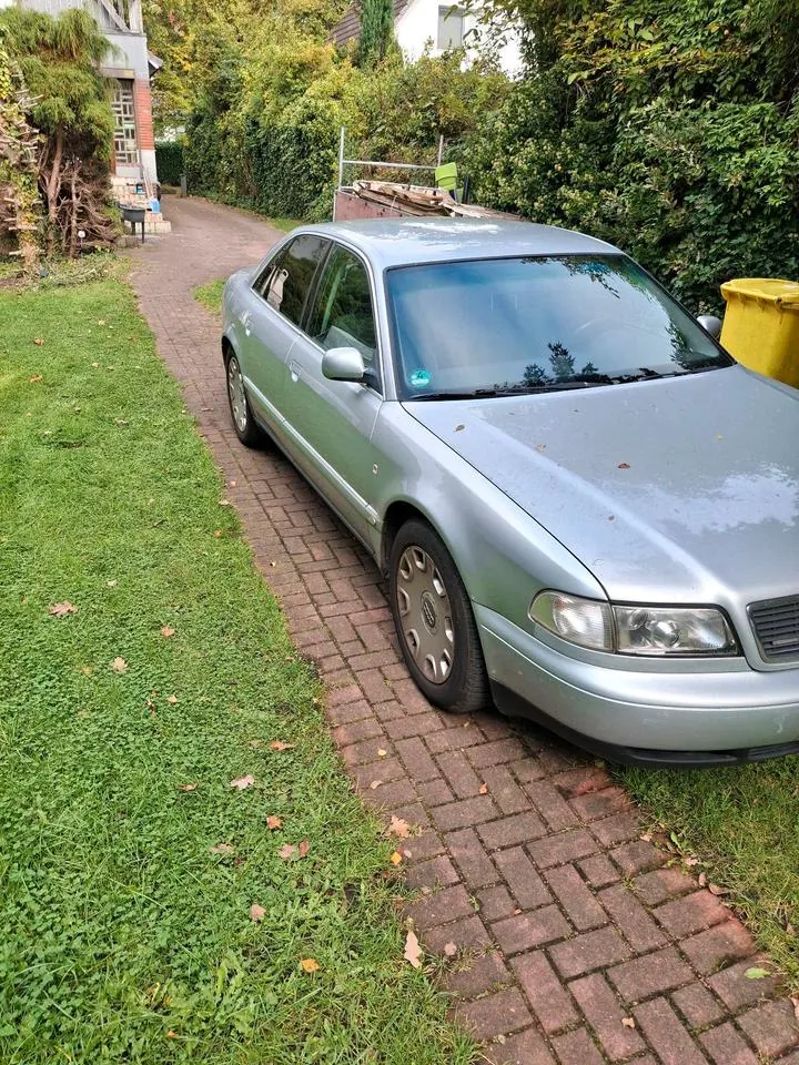 Audi A8