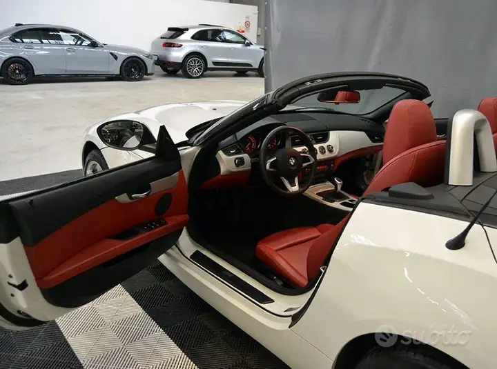 BMW Z4 2012 photo 2