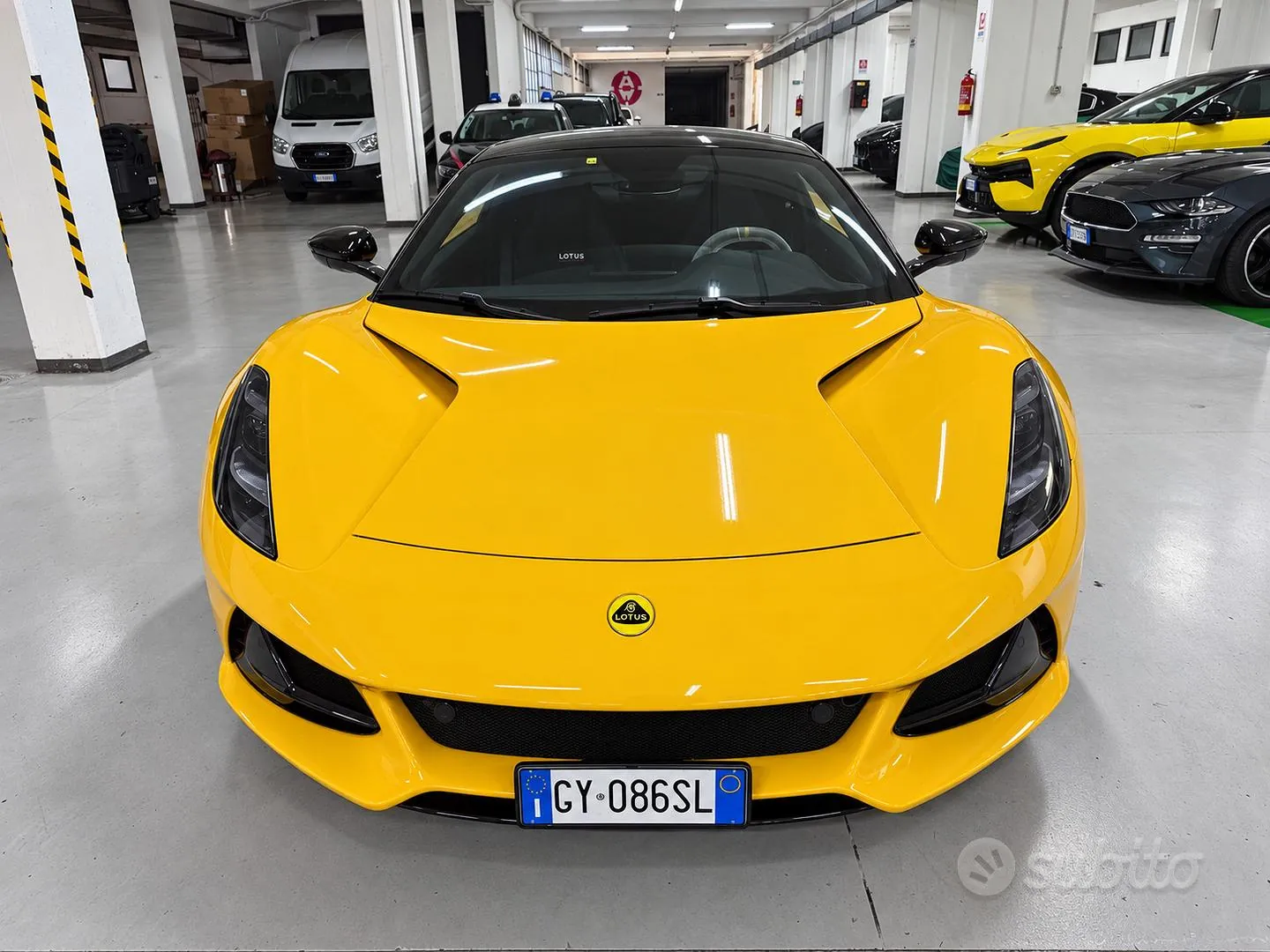 Lotus Emira 2025 photo 4