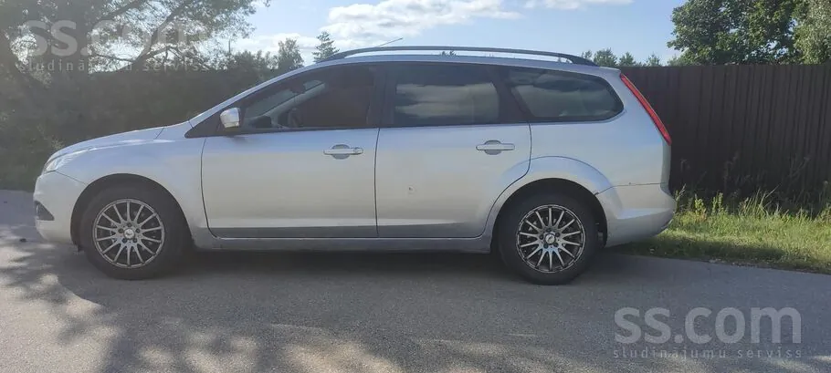 Ford Focus 2008 photo 3