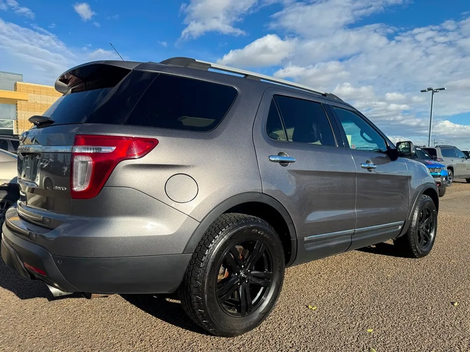 Ford Explorer 2012 photo 4