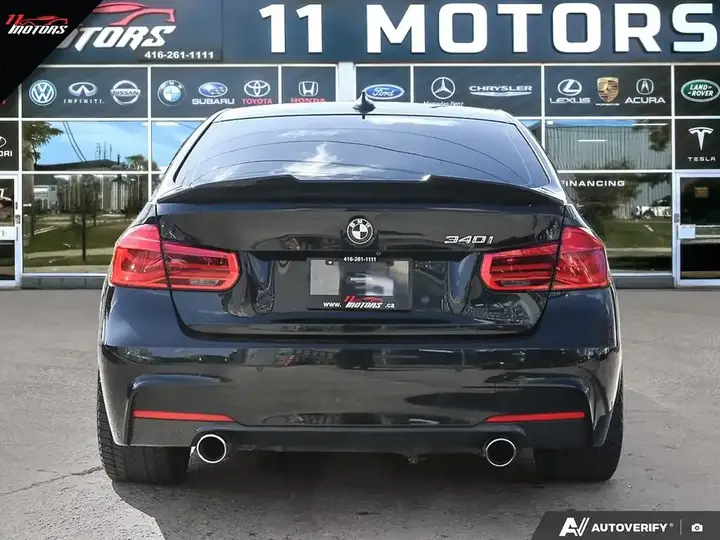 BMW 3 Series 2018 photo 5