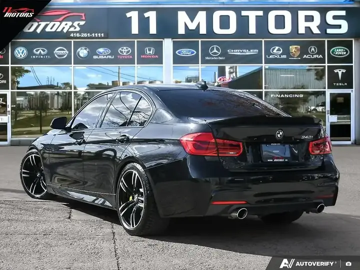 BMW 3 Series 2018 photo 4