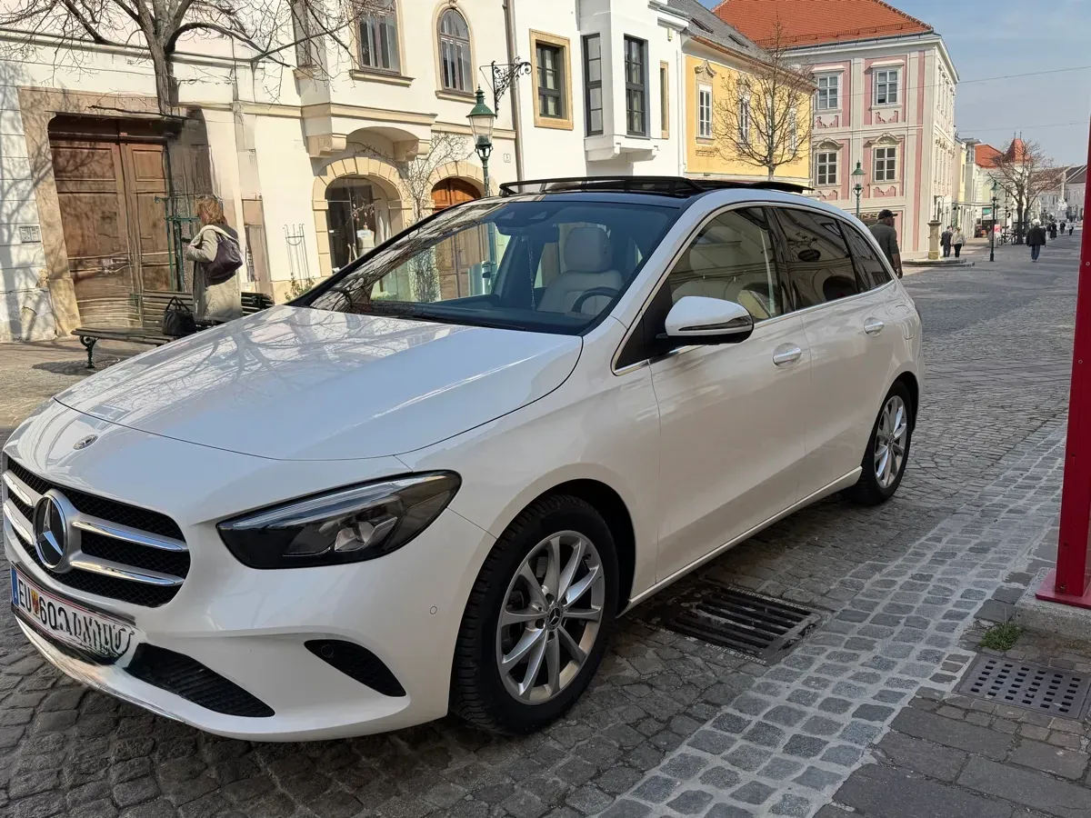 Mercedes-Benz B-Class 2019 photo 2