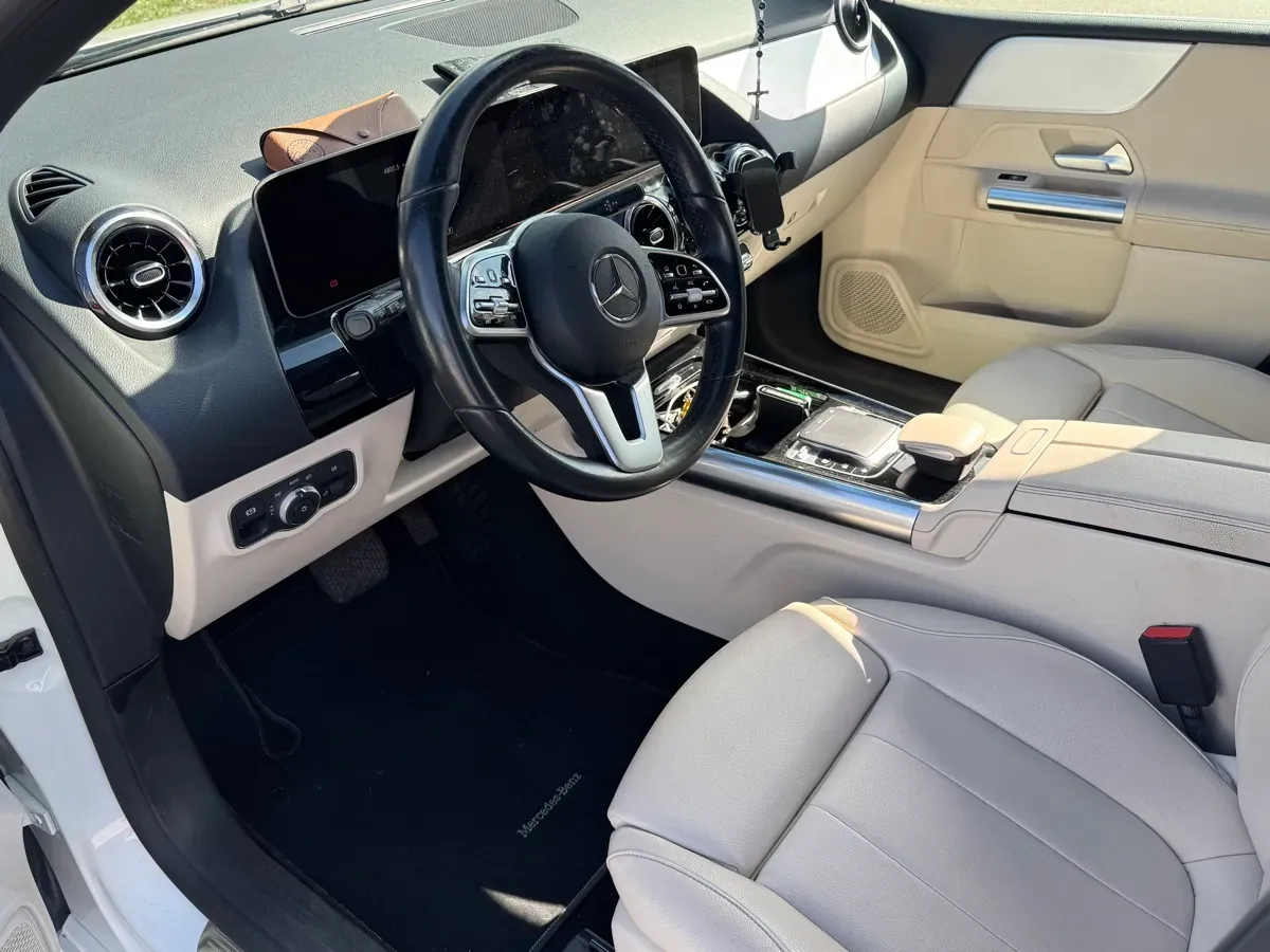Mercedes-Benz B-Class 2019 photo 3