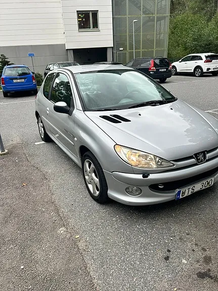 Peugeot 206 2004 photo 3