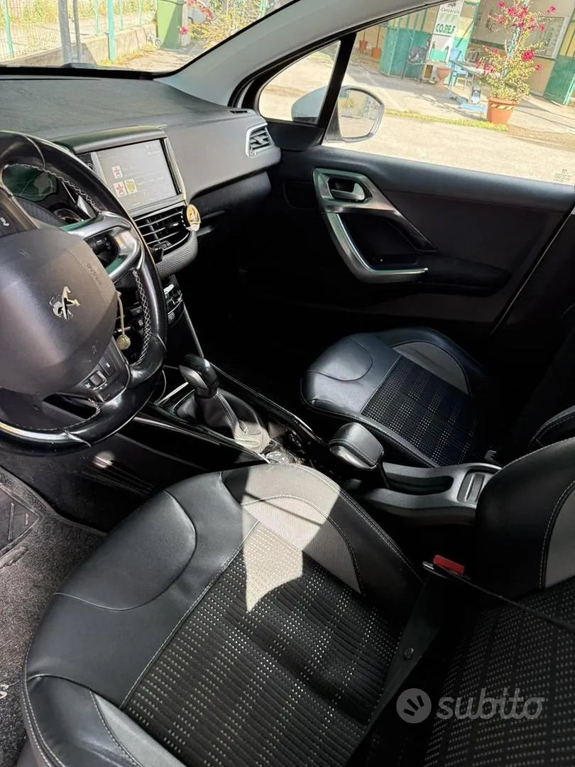 Peugeot 2008 2017 photo 5