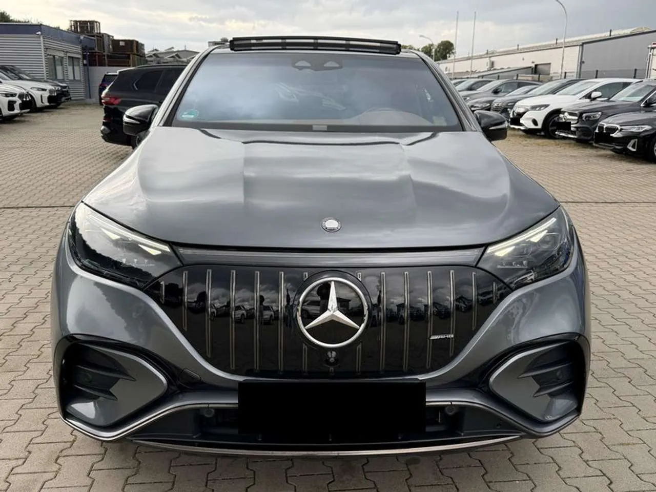 Mercedes-Benz Eqe Suv 2024 photo 3