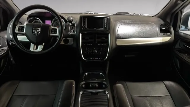 Dodge Grand Caravan 2018 photo 3
