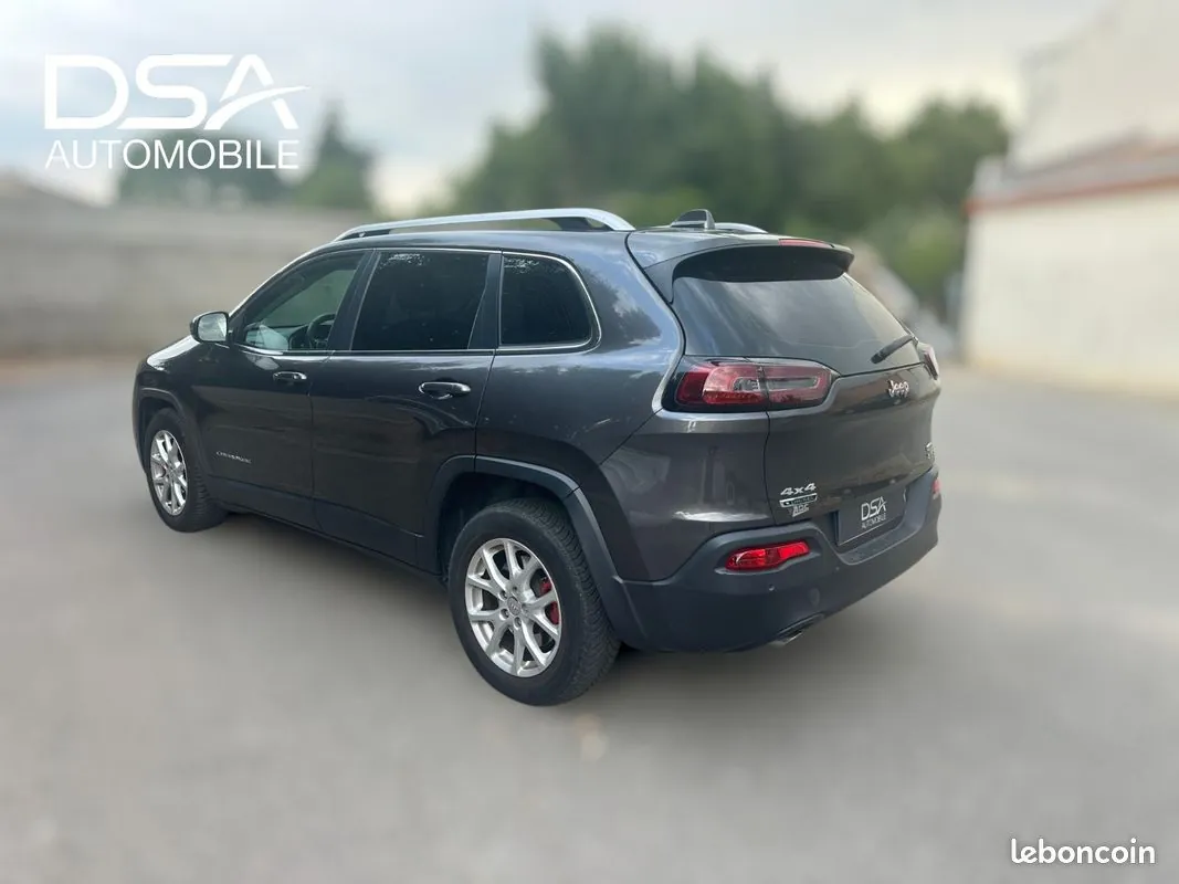 Jeep Cherokee 2015 photo 3