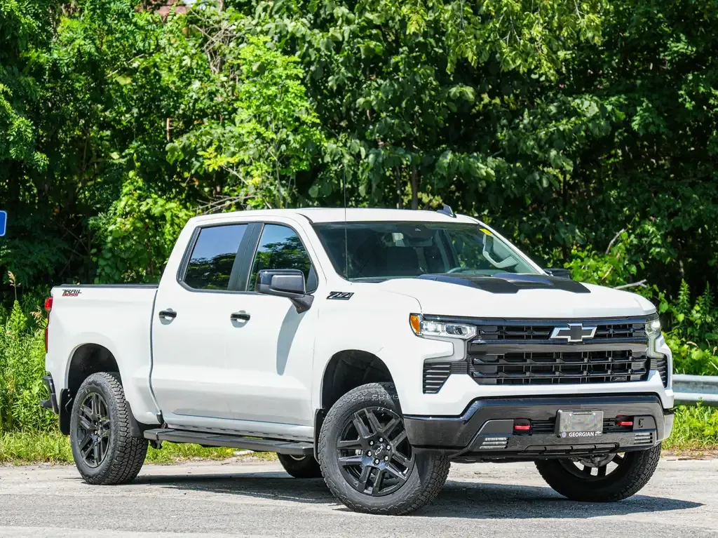 Chevrolet Silverado 1500 2026 photo 2