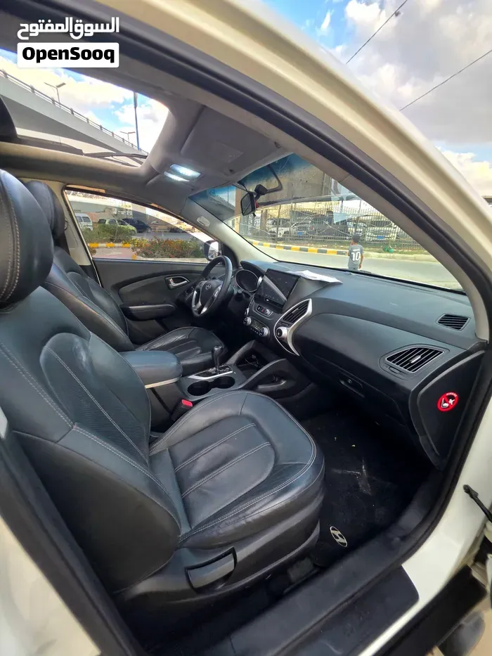 Hyundai Tucson 2012 photo 3
