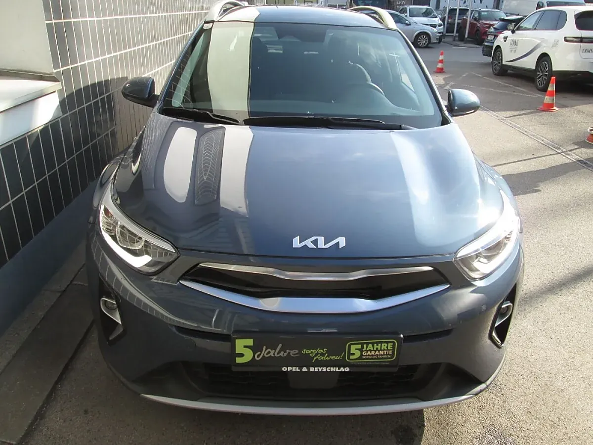 Kia Stonic 2024 photo 3