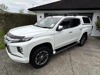 Mitsubishi Triton 2021 photo 2