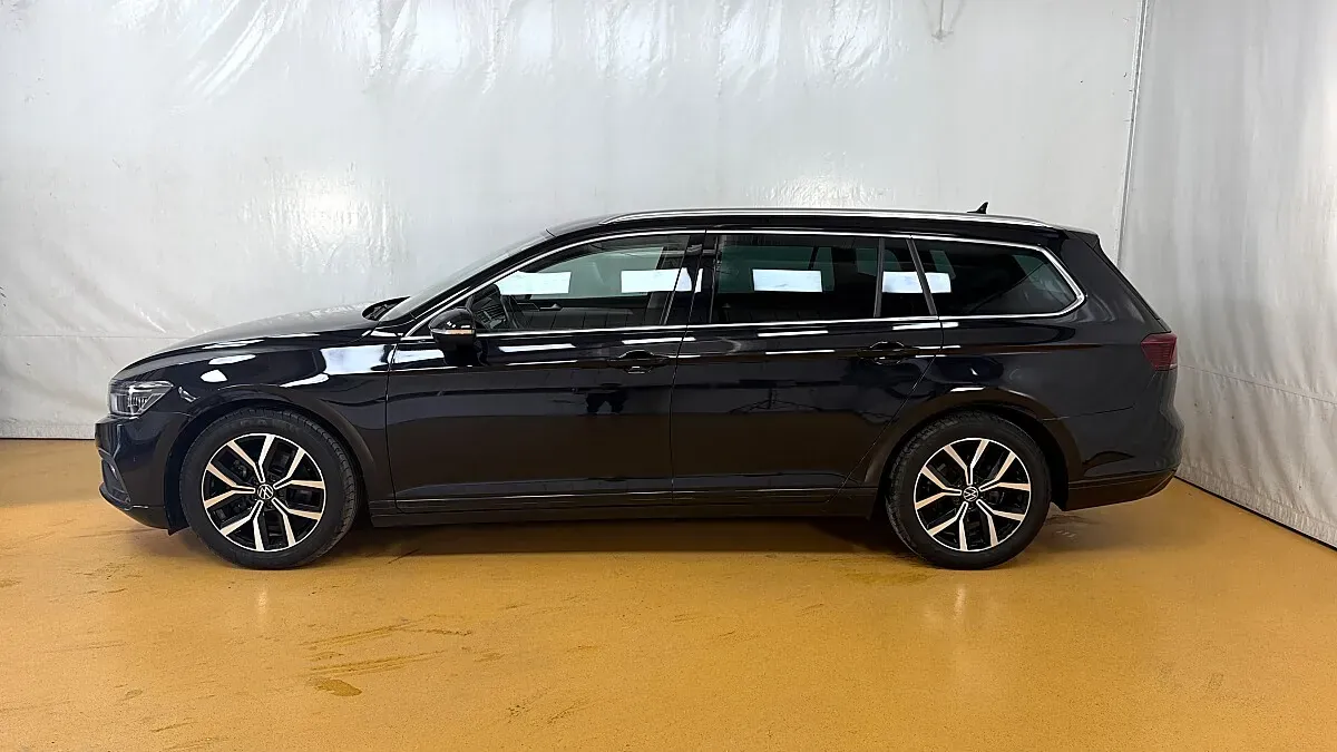 Volkswagen Passat 2021 photo 3