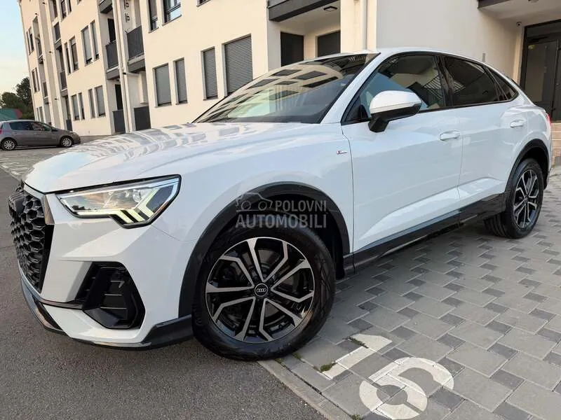 Audi Q3 2022 photo 3