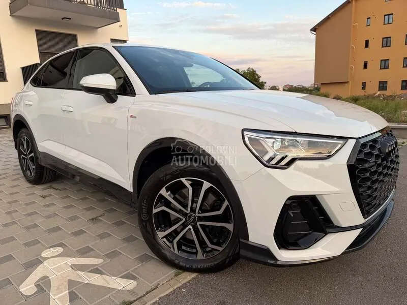 Audi Q3 2022 photo 4