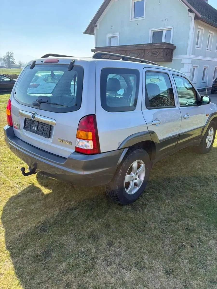 Mazda Tribute 2003 photo 3