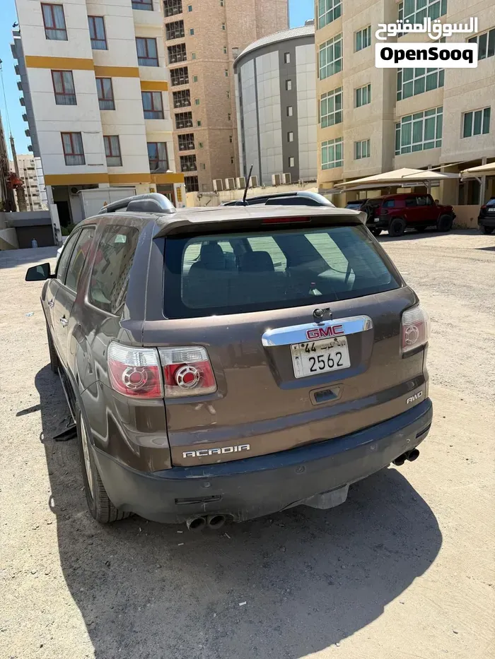 GMC Acadia 2009 photo 3