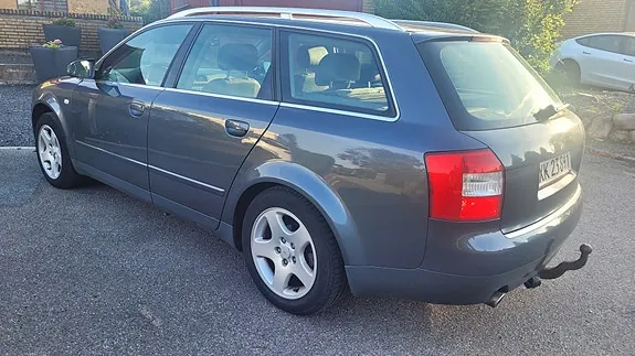 Audi A4 2001 photo 4