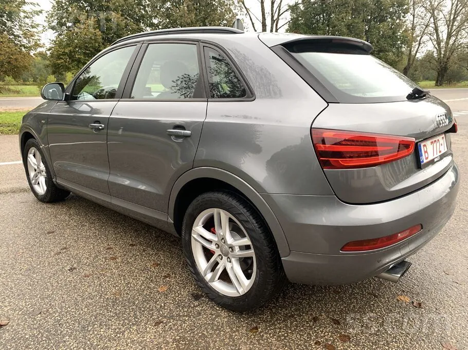 Audi Q3 2012 photo 5