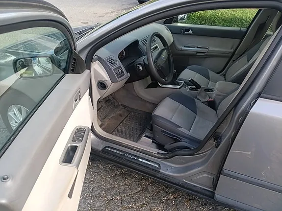Volvo V50 2006 photo 3