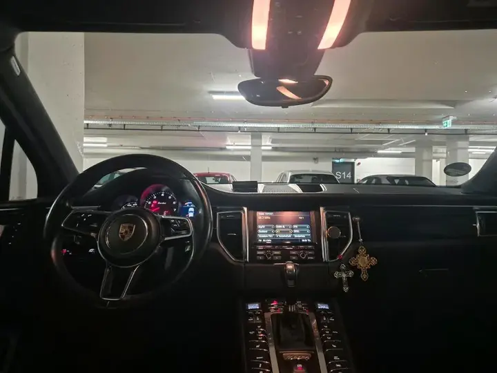Porsche Macan Turbo