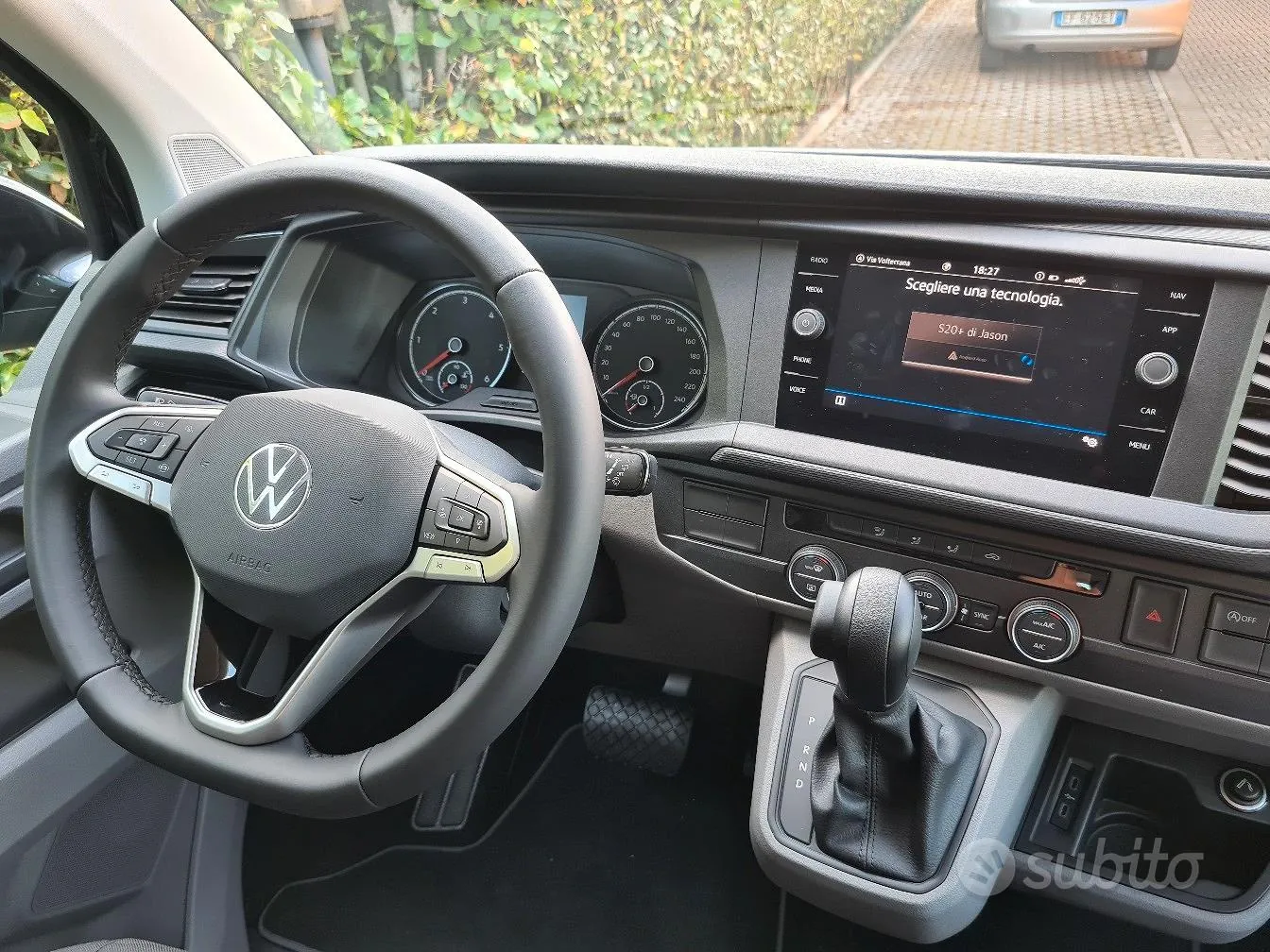 Volkswagen Caravelle 2024 photo 3