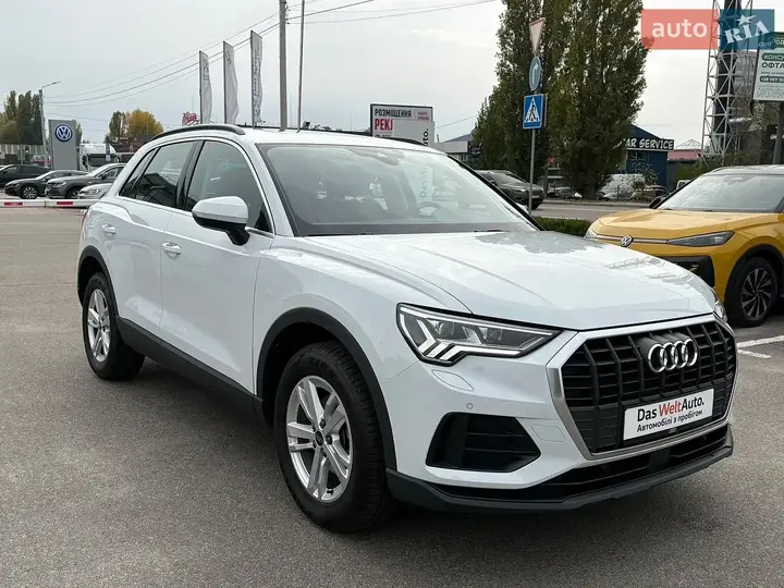 Audi Q3 2025 photo 2