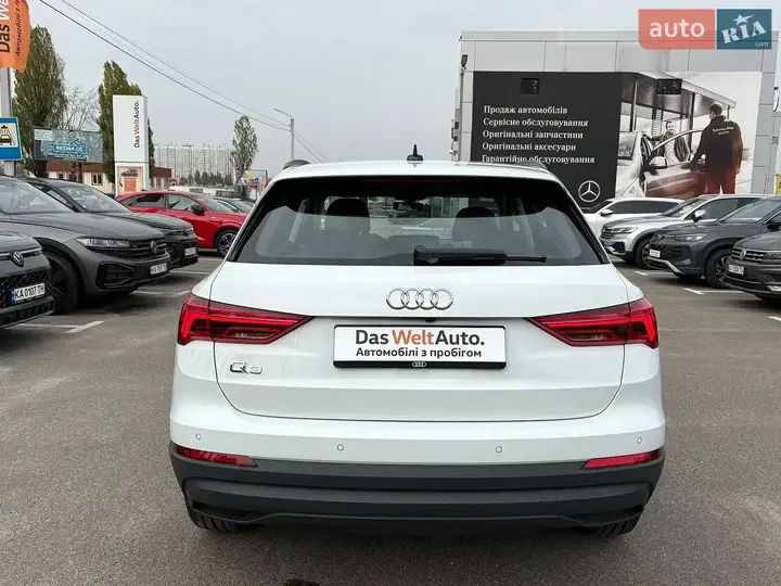 Audi Q3 2025 photo 5