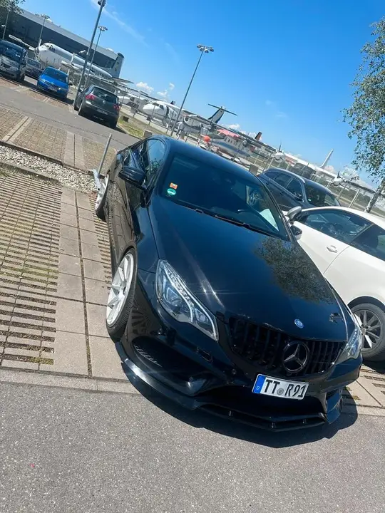 Mercedes-Benz E Coupé