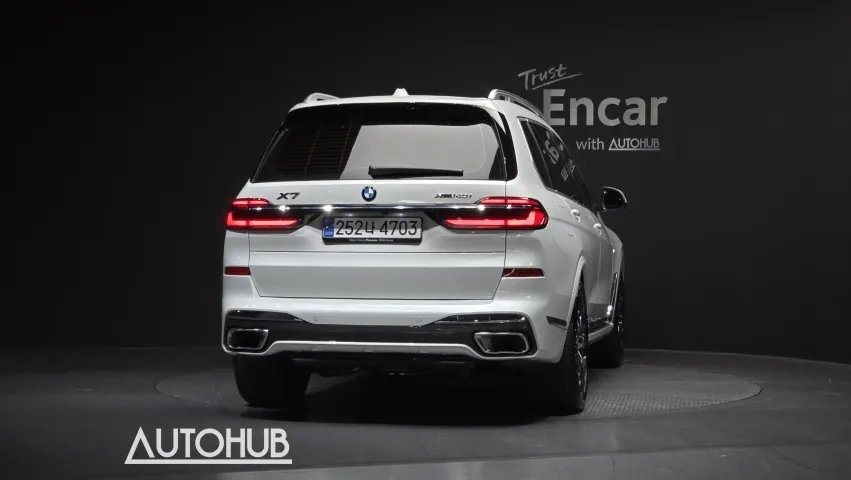 BMW X7 2025 photo 4
