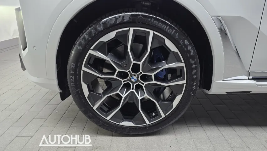 BMW X7 2025 photo 5