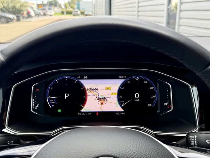 Volkswagen Polo 2018 photo 3