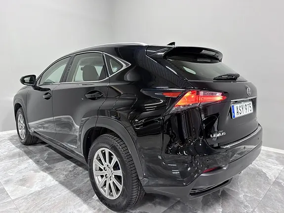 Lexus Nx300H 2015 photo 5