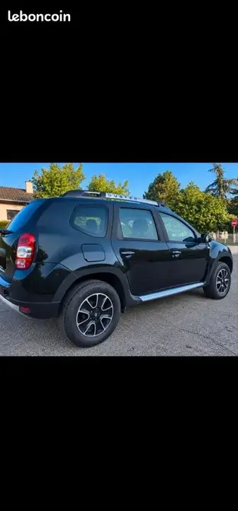 Dacia Duster 2017 photo 2