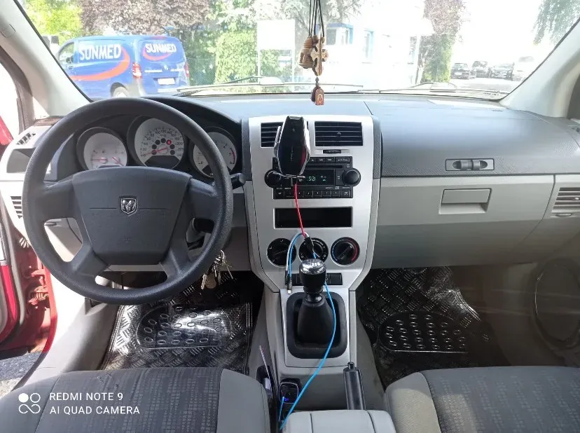Dodge Caliber 2007 photo 2