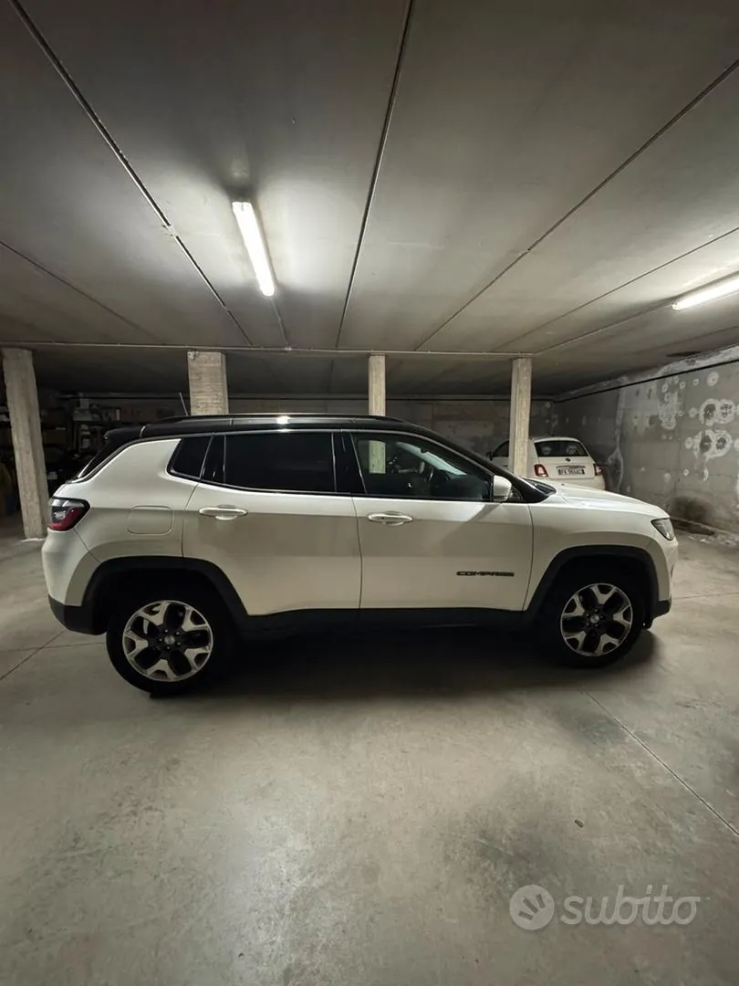Jeep Compass 2018 photo 2