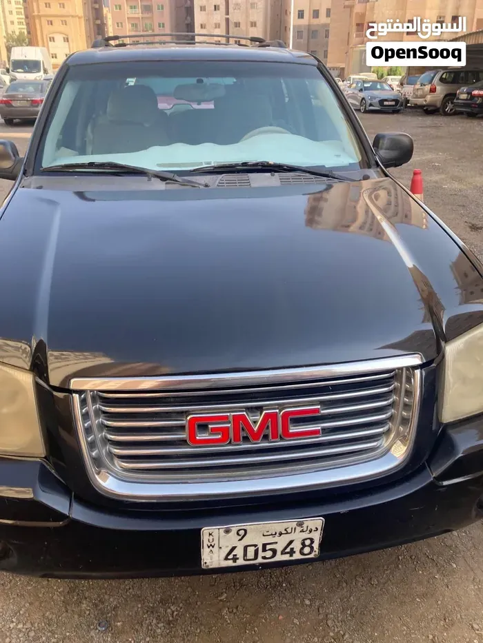 GMC Envoy 2009 photo 2