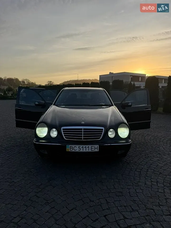 Mercedes-Benz E-Class 2001 photo 5
