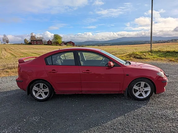 Mazda 3 2004 photo 2