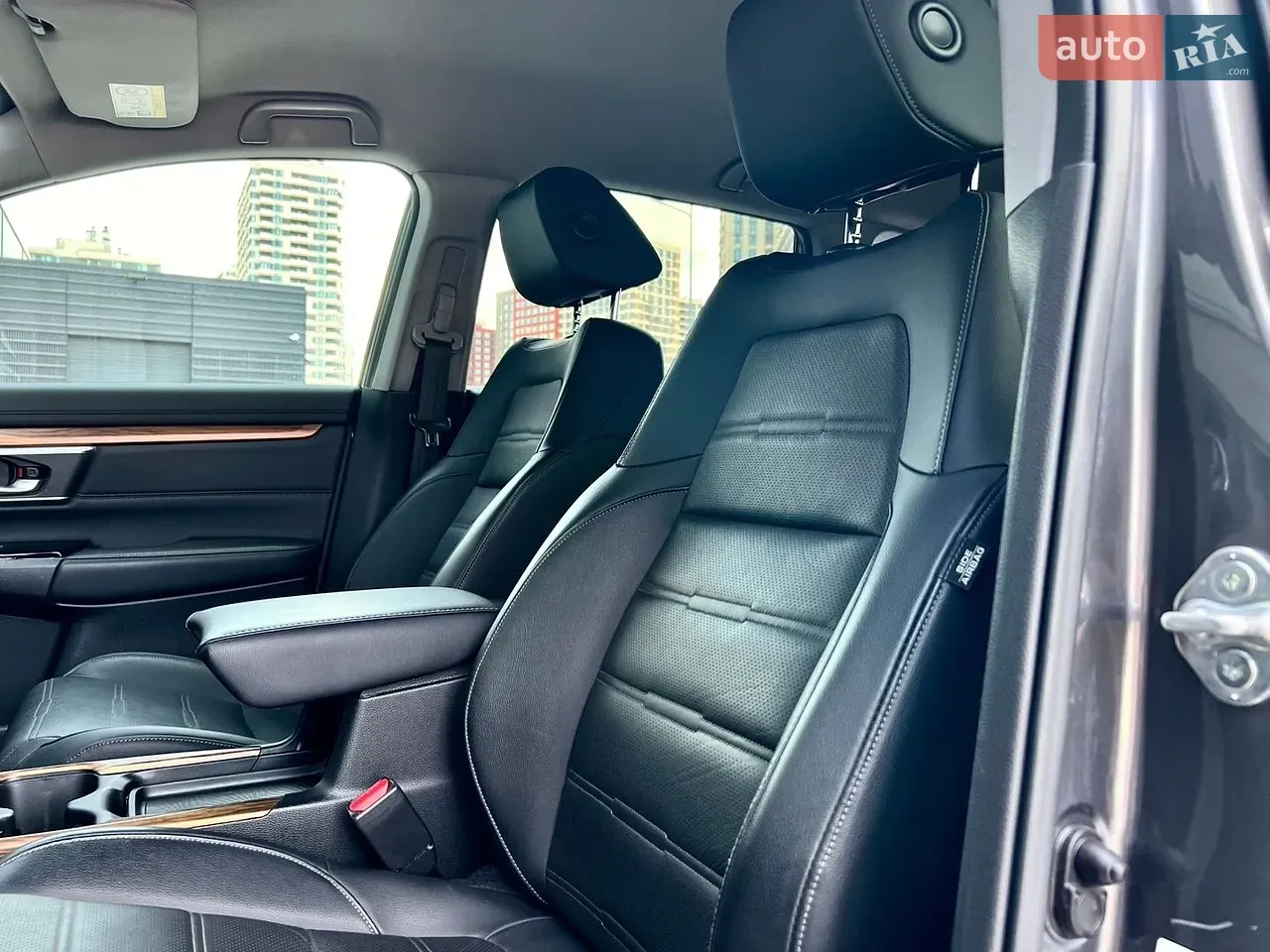 Honda Cr-V 2019 photo 2