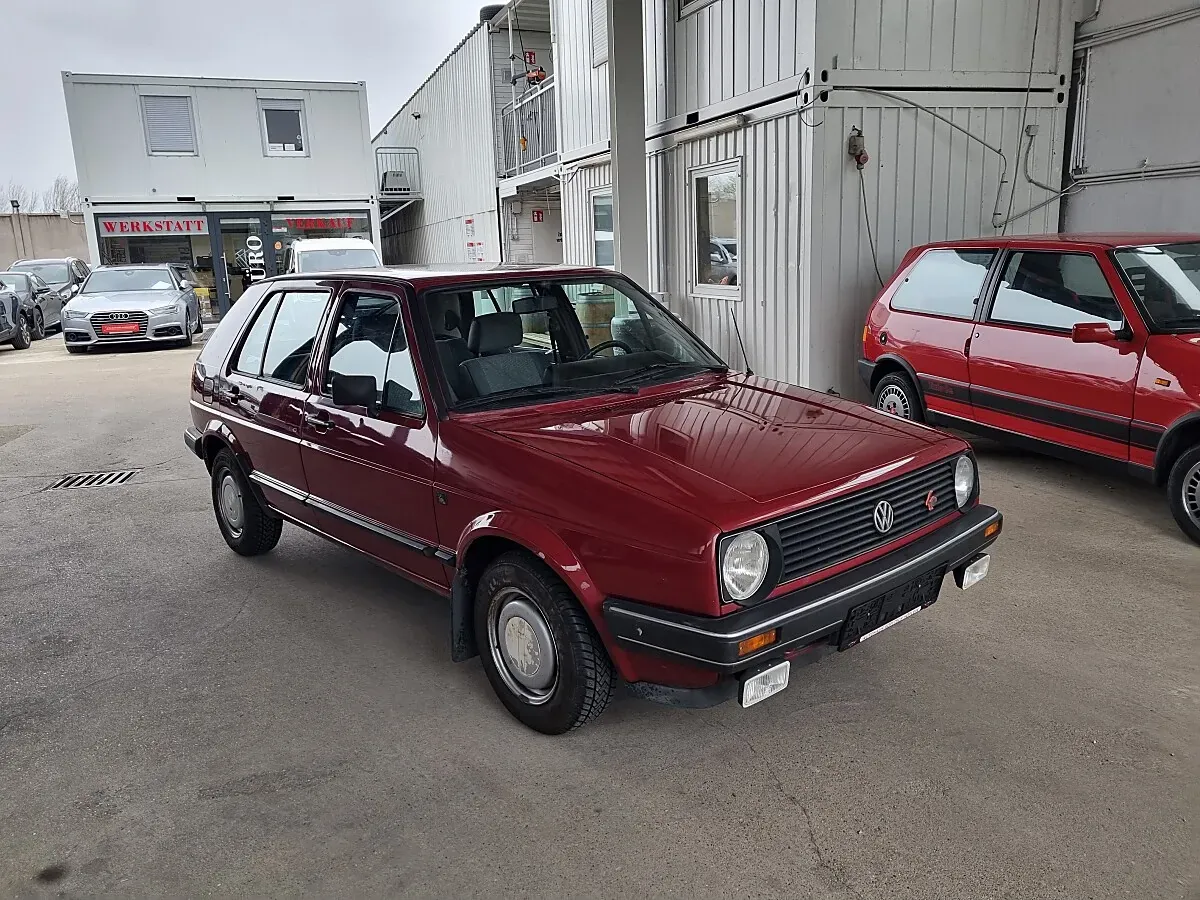 Volkswagen Golf 1986 photo 3