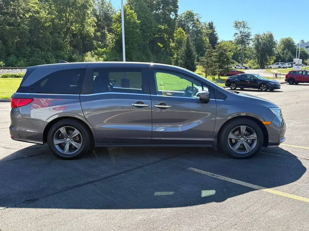 Honda Odyssey 2022 photo 4
