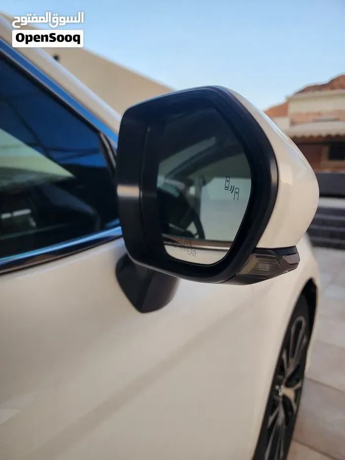 Toyota Camry 2018 photo 3