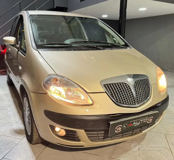 Lancia Musa 2006 photo 2
