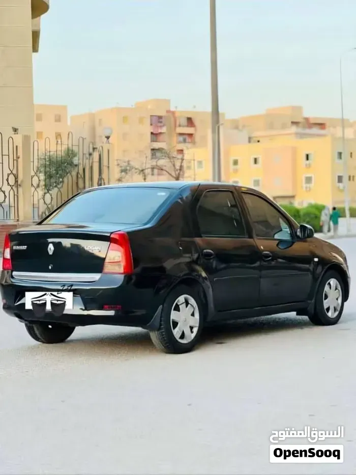 Renault Logan 2010 photo 4