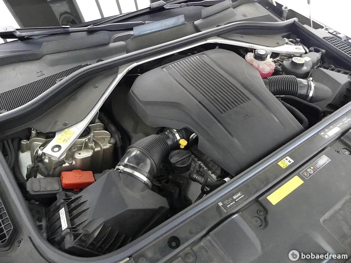 Land Rover Range Rover 2024 photo 5