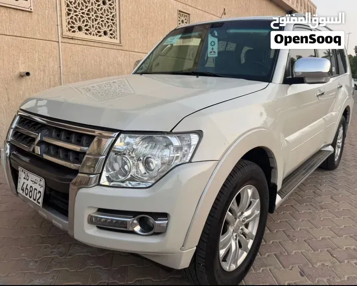Mitsubishi Pajero 2015 photo 4