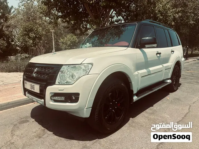 Mitsubishi Pajero 2017 photo 5